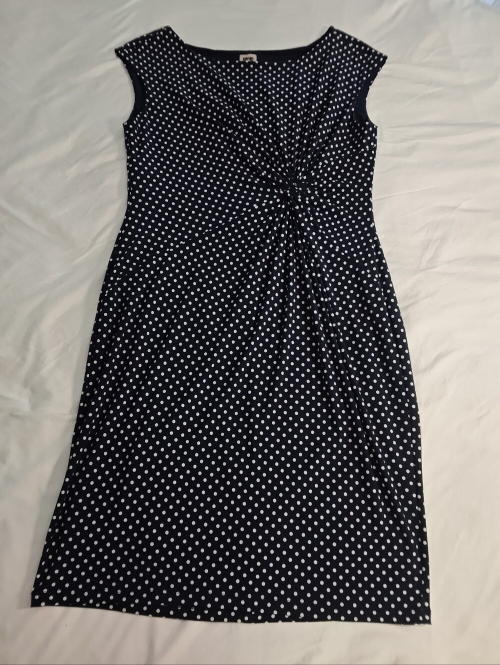 Anne Klein Navy Blue & White Polka Dot Pull On Dress With Waist Detail, Size 12